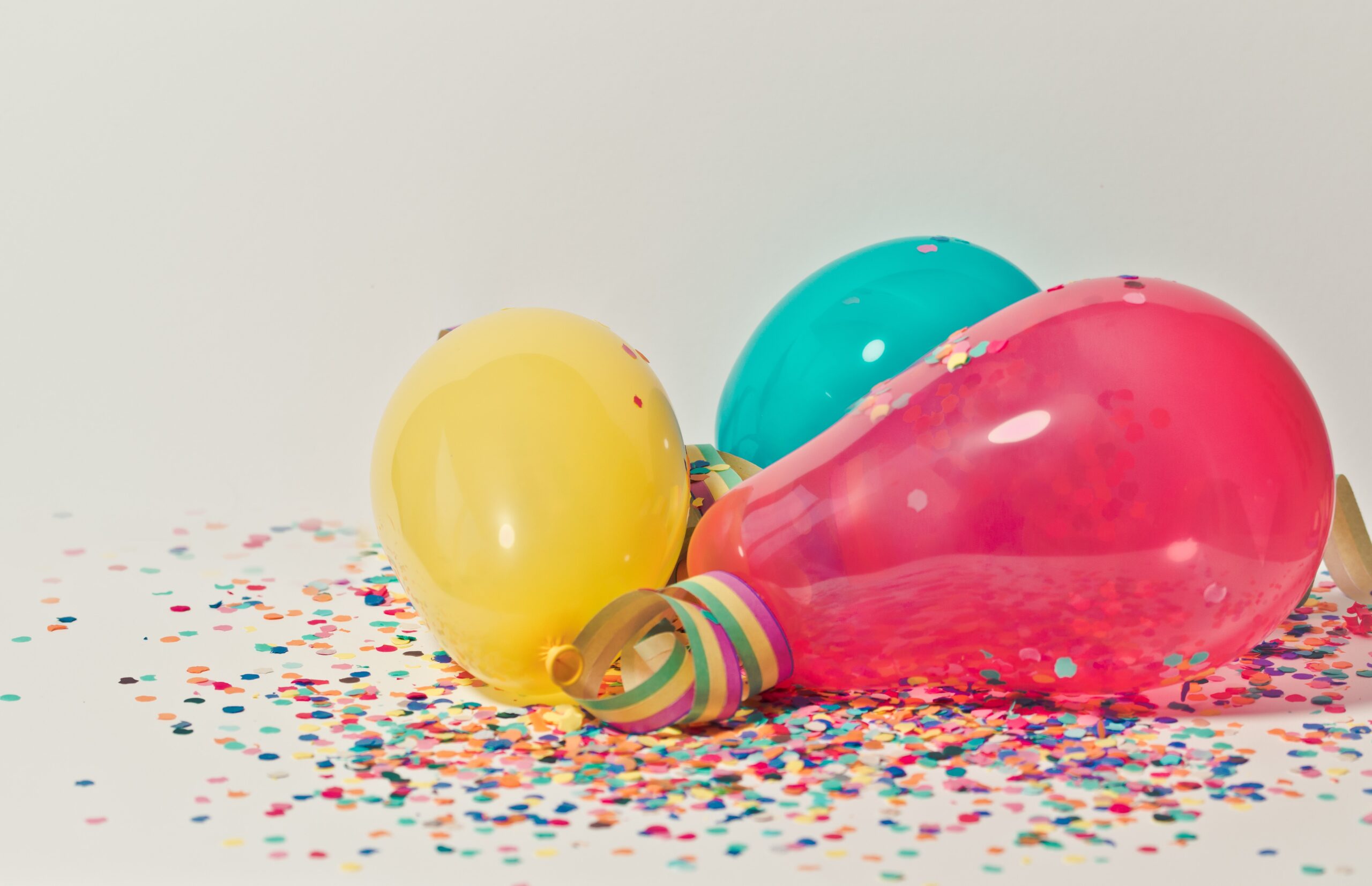 En guide till att välja ballonger till barnkalaset